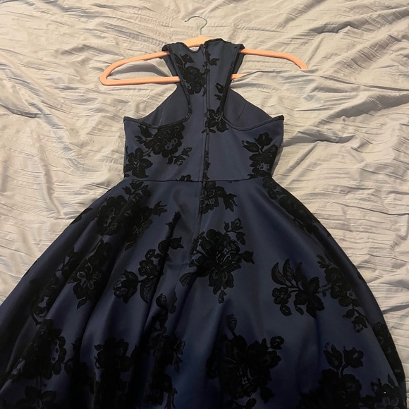 FORMAL DRESS XS - Picture 2 of 2